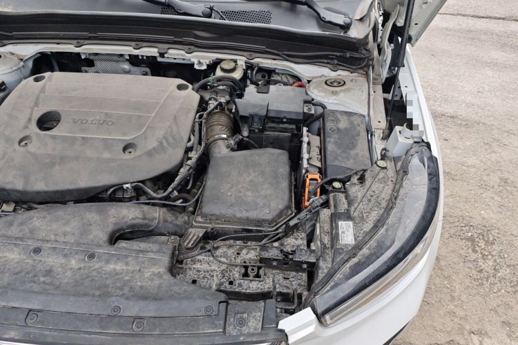 Used Volvo XC40 2023 B3 Smart & Stylish Edition Engine Bay Left