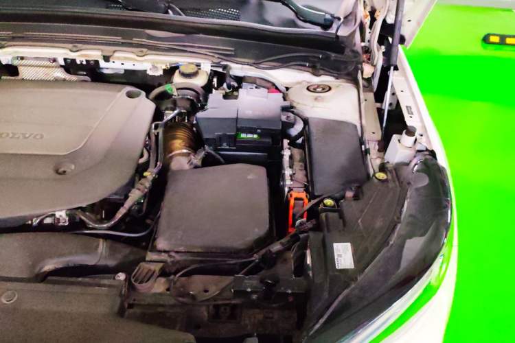 Used Volvo XC40 2023 B3 Zhiyuan Luxury Edition Engine Bay Left