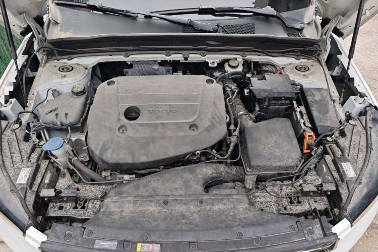 Used Volvo XC40 2023 B3 Smart & Stylish Edition Engine Bay
