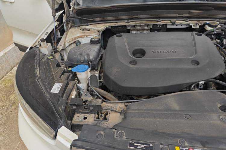 Used Volvo XC40 2023 B3 Zhiyuan Luxury Edition Engine Bay Right