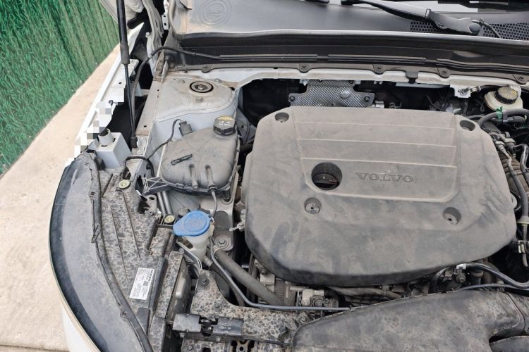 Used Volvo XC40 2023 B3 Smart & Stylish Edition Engine Bay Right