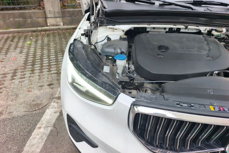 Used Volvo XC40 2023 B3 Zhiyuan Luxury Edition Engine Bay Right