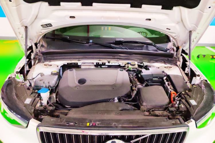 Used Volvo XC40 2023 B3 Zhiyuan Luxury Edition Engine Bay
