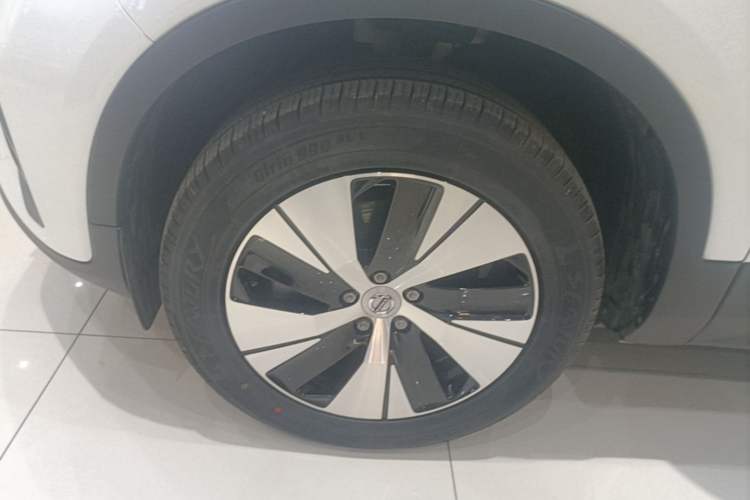 Used Volvo XC40 2023 B3 Zhiyuan Luxury Edition Exterior 4