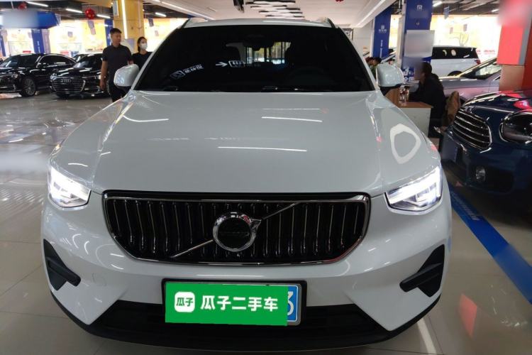 Used Volvo XC40 2023 B3 Zhiyuan Luxury Edition Front