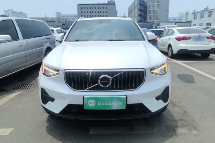 Used Volvo XC40 2023 B3 Zhiyuan Luxury Edition Front