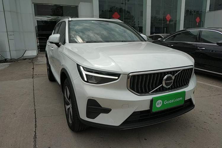 Used Volvo XC40 2023 B3 Zhiyuan Luxury Edition Front Right 45 Deg