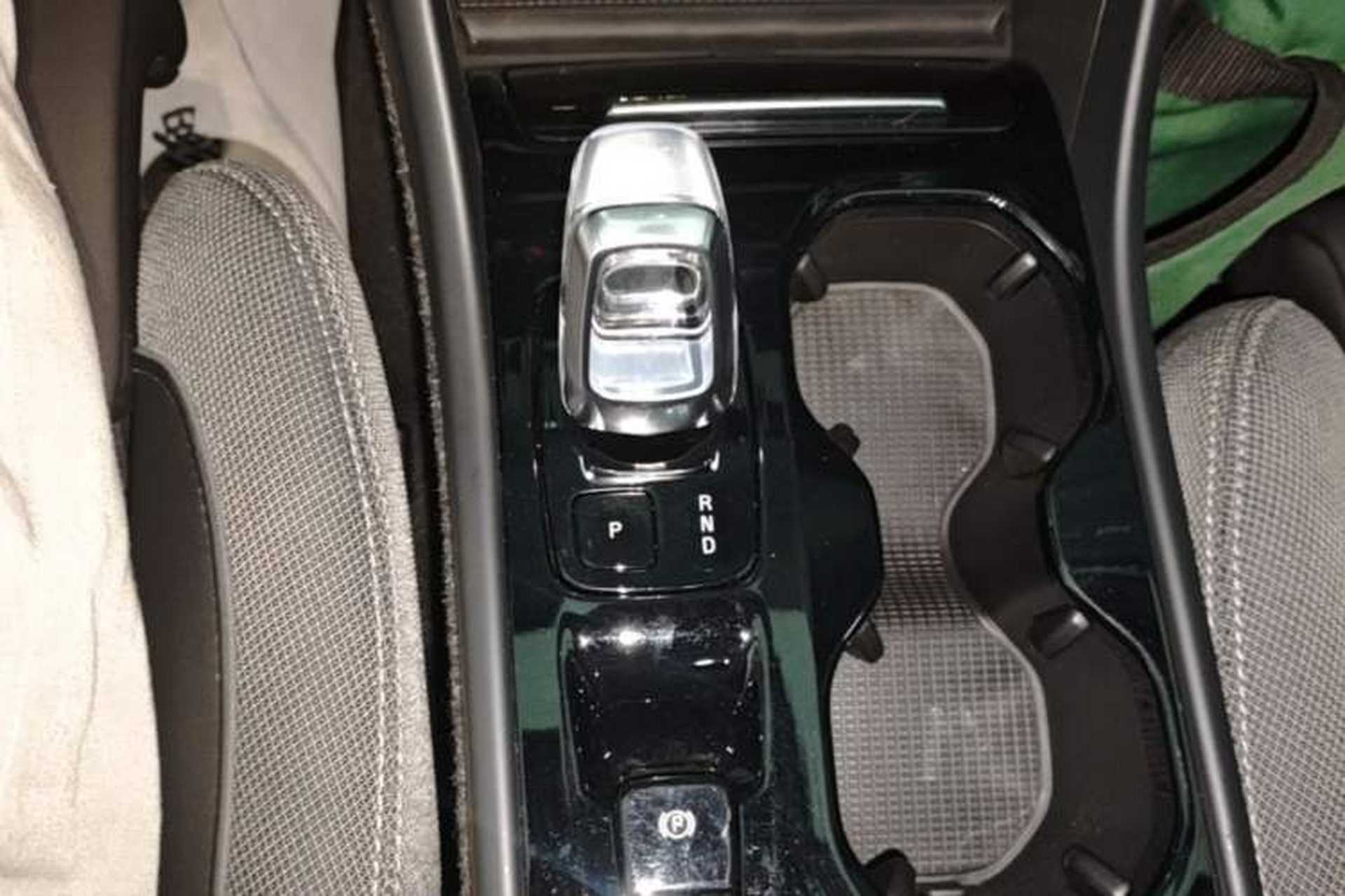 Used Volvo XC40 2023 B3 Zhiyuan Luxury Edition Gear Lever