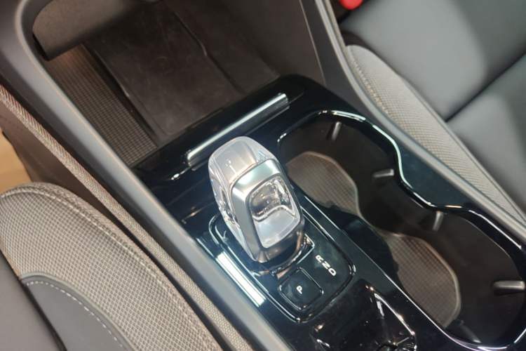 Used Volvo XC40 2023 B3 Zhiyuan Luxury Edition Gear Lever