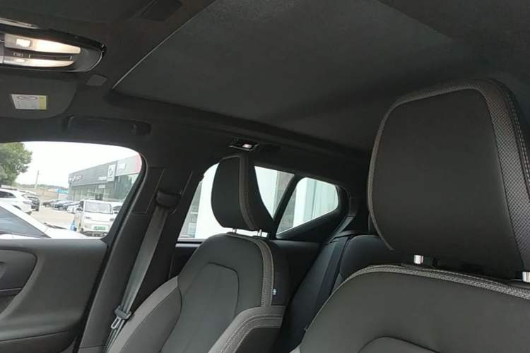 Used Volvo XC40 2023 B3 Zhiyuan Luxury Edition Headliner