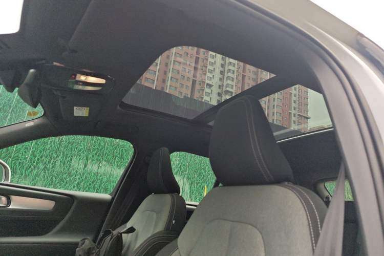 Used Volvo XC40 2023 B3 Smart & Stylish Edition Headliner
