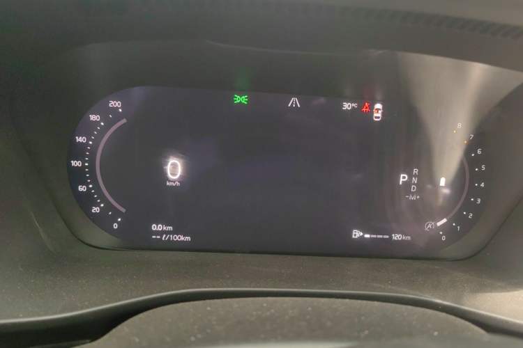 Used Volvo XC40 2023 B3 Zhiyuan Luxury Edition Instrument Cluster