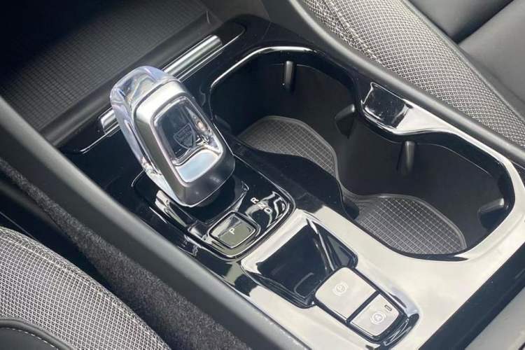 Used Volvo XC40 2023 B3 Zhiyuan Luxury Edition Interior 3