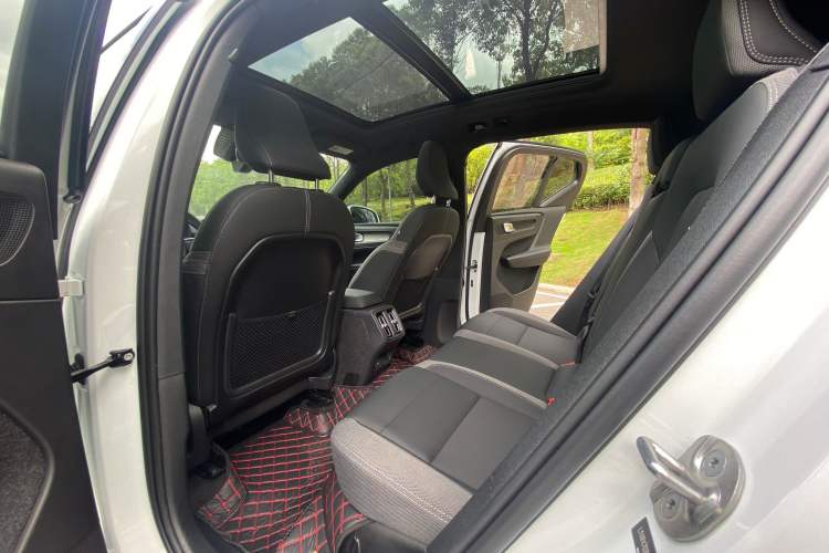 Used Volvo XC40 2023 B3 Zhiyuan Luxury Edition Interior 4