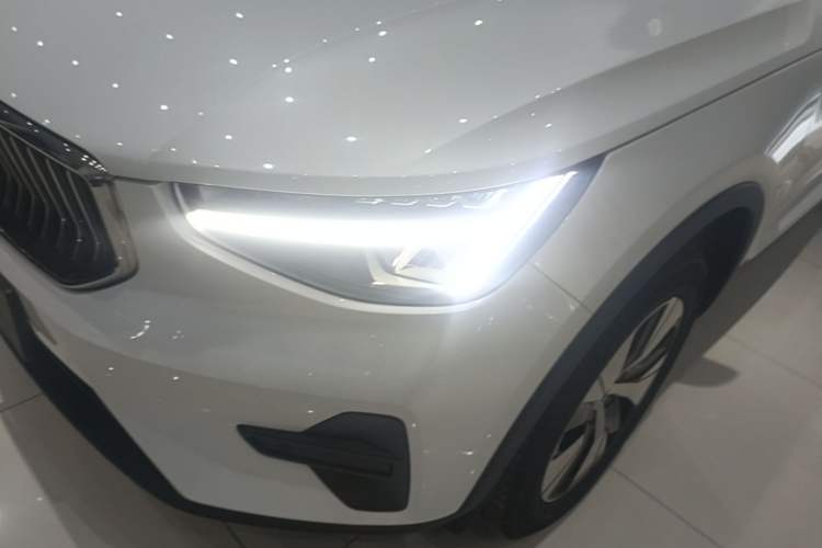 Used Volvo XC40 2023 B3 Zhiyuan Luxury Edition Left Front Headlight