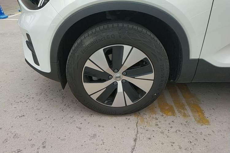 Used Volvo XC40 2023 B3 Zhiyuan Luxury Edition Left Front Wheel Hub