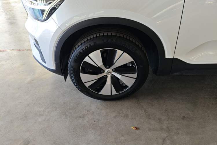 Used Volvo XC40 2023 B3 Zhiyuan Luxury Edition Left Front Wheel Hub