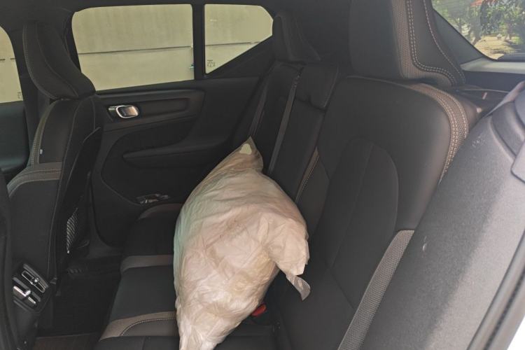 Used Volvo XC40 2023 B3 Zhiyuan Luxury Edition Left Rear Seat