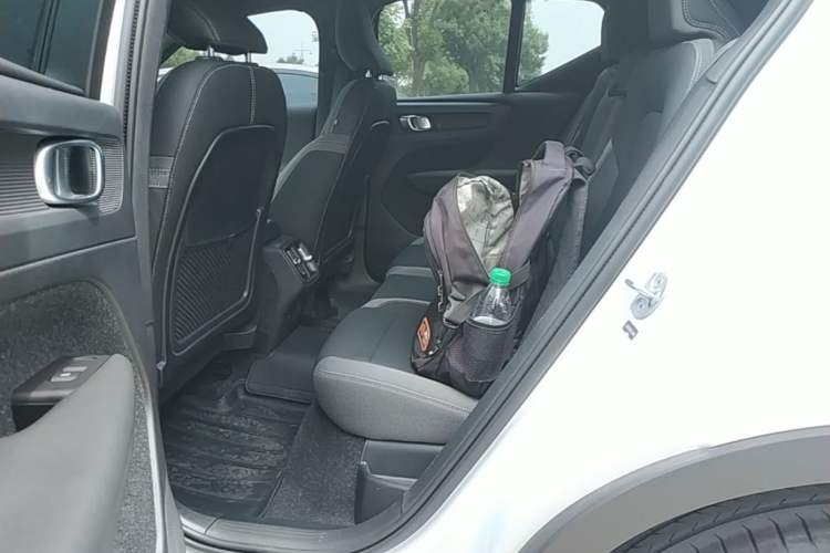 Used Volvo XC40 2023 B3 Zhiyuan Luxury Edition Left Rear Seat
