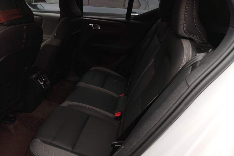 Used Volvo XC40 2023 B3 Zhiyuan Luxury Edition Left Rear Seat