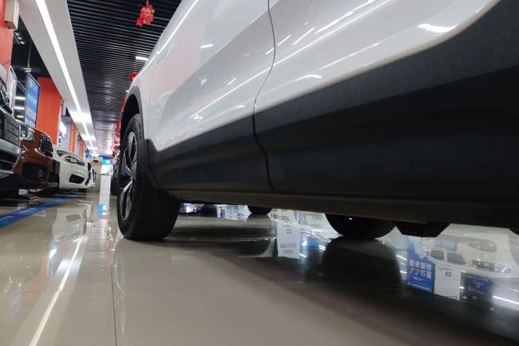 Used Volvo XC40 2023 B3 Zhiyuan Luxury Edition Left Side Sill