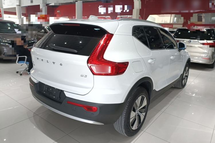 Used Volvo XC40 2023 B3 Zhiyuan Luxury Edition Rear Right 45 Deg