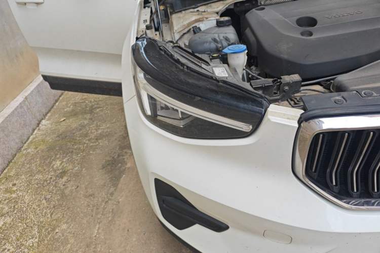 Used Volvo XC40 2023 B3 Zhiyuan Luxury Edition Right Front Headlight