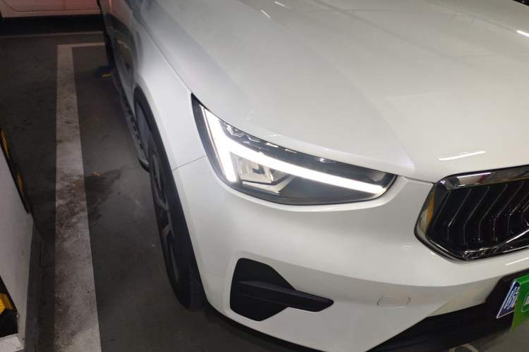 Used Volvo XC40 2023 B3 Zhiyuan Luxury Edition Right Front Headlight