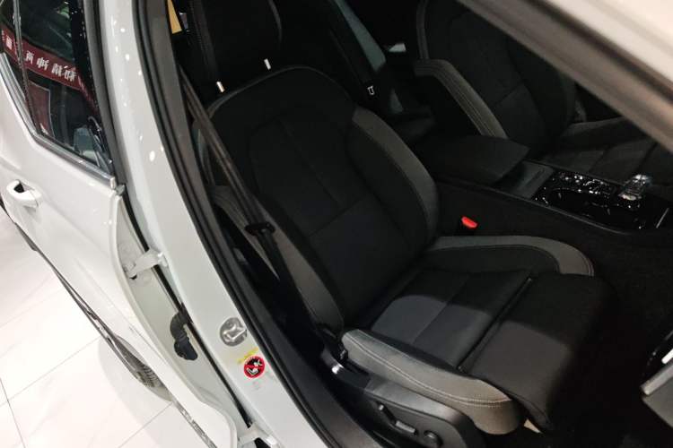 Used Volvo XC40 2023 B3 Zhiyuan Luxury Edition Right Front Seat