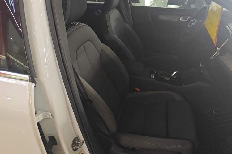 Used Volvo XC40 2023 B3 Zhiyuan Luxury Edition Right Front Seat