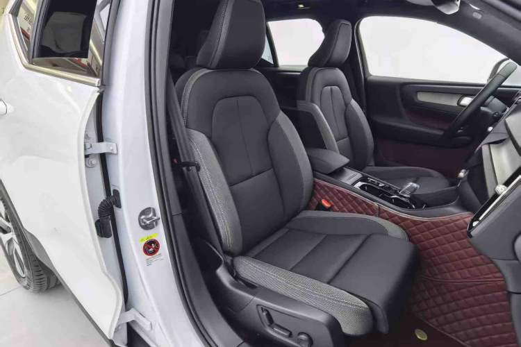 Used Volvo XC40 2023 B3 Zhiyuan Luxury Edition Right Front Seat