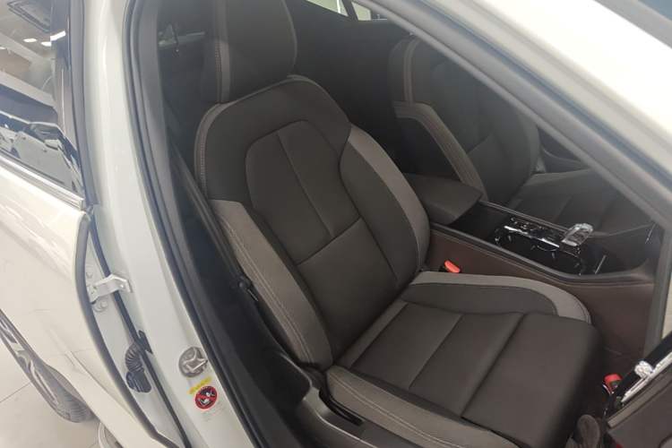 Used Volvo XC40 2023 B3 Zhiyuan Luxury Edition Right Front Seat