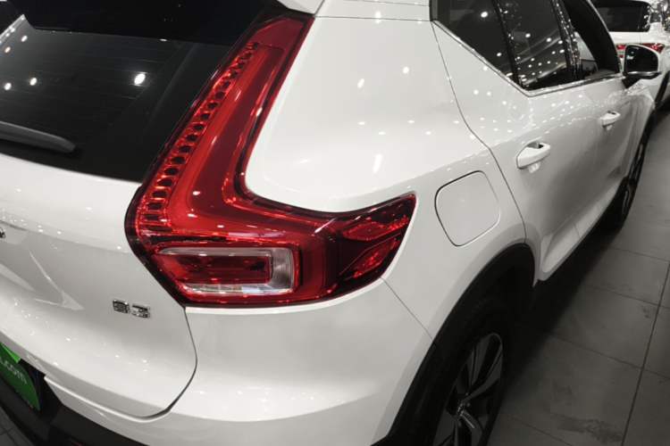 Used Volvo XC40 2023 B3 Zhiyuan Luxury Edition Right Rear Taillight