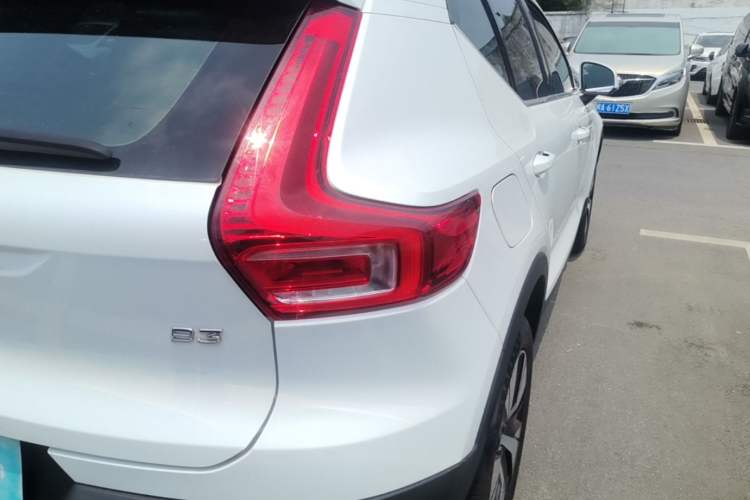 Used Volvo XC40 2023 B3 Zhiyuan Luxury Edition Right Rear Taillight