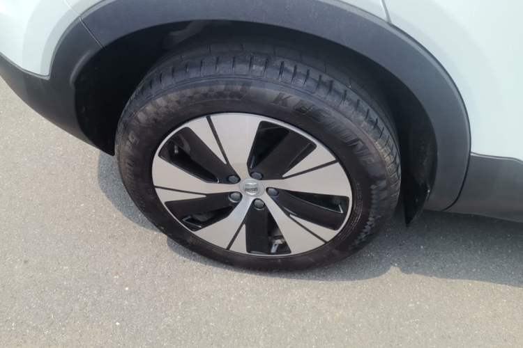Used Volvo XC40 2023 B3 Zhiyuan Luxury Edition Right Rear Wheel Hub