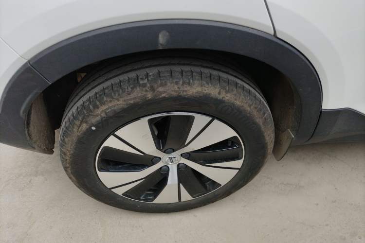 Used Volvo XC40 2023 B3 Zhiyuan Luxury Edition Right Rear Wheel Hub