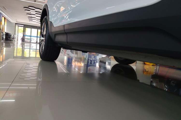 Used Volvo XC40 2023 B3 Zhiyuan Luxury Edition Right Side Sill