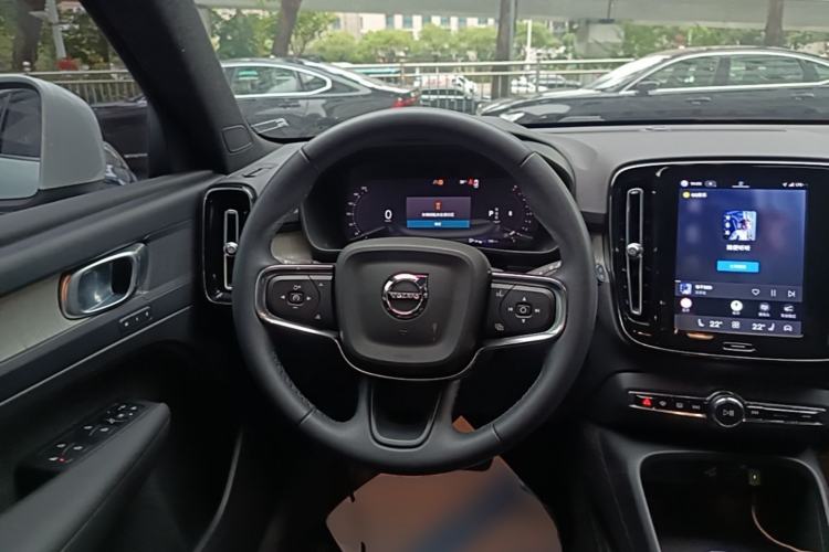 Used Volvo XC40 2023 B3 Zhiyuan Luxury Edition Steering Wheel
