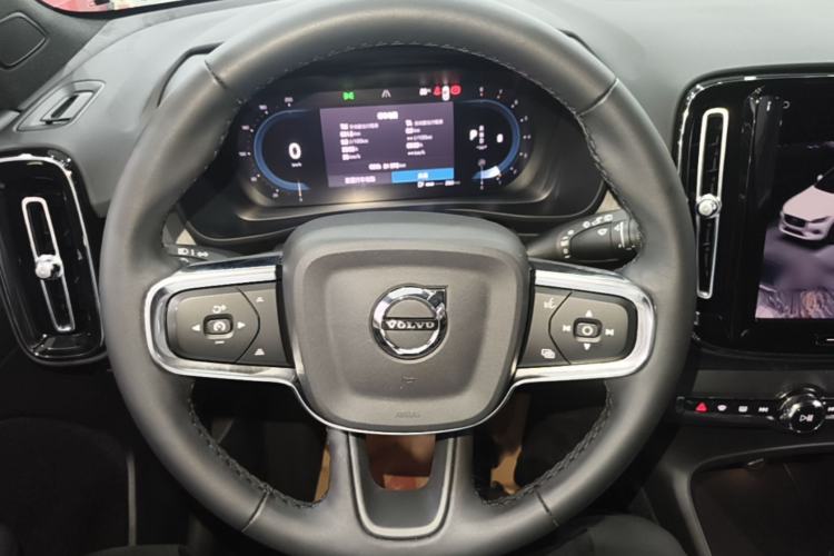 Used Volvo XC40 2023 B3 Zhiyuan Luxury Edition Steering Wheel