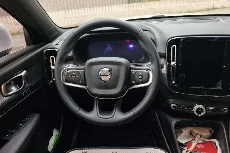 Used Volvo XC40 2023 B3 Zhiyuan Luxury Edition Steering Wheel