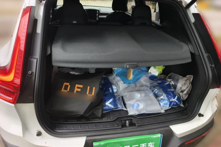 Used Volvo XC40 2023 B3 Zhiyuan Luxury Edition Trunk