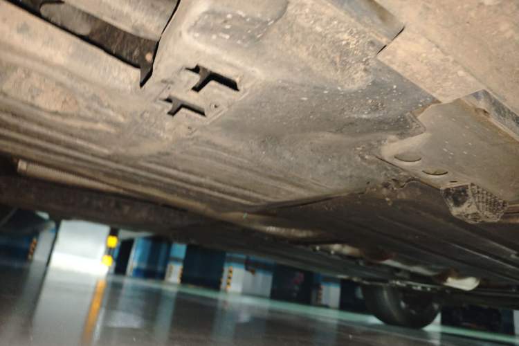 Used Volvo XC40 2024 B3 Zhiyuan Luxury Edition Chassis Rear Right