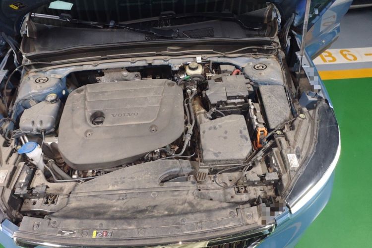 Used Volvo XC40 2024 B3 Zhiyuan Luxury Edition Engine Bay Left