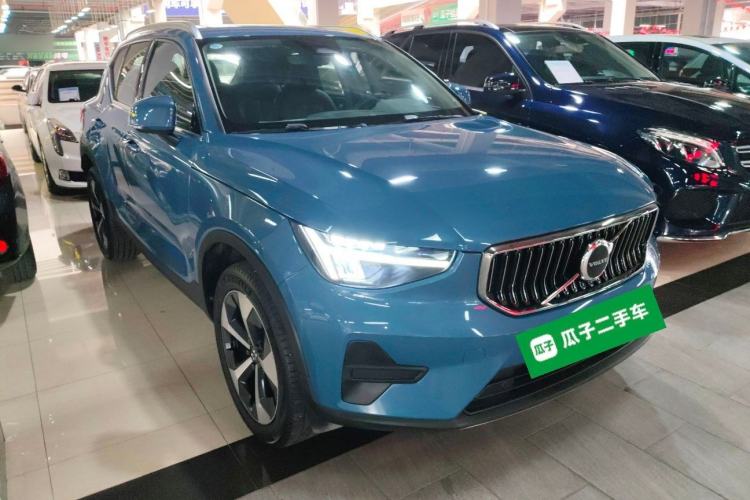 Used Volvo XC40 2024 B4 4x4 Smart Luxury Edition Exterior 1