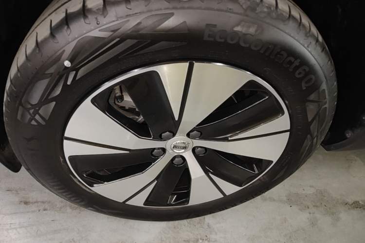 Used Volvo XC40 2024 B3 Zhiyuan Luxury Edition Exterior 4
