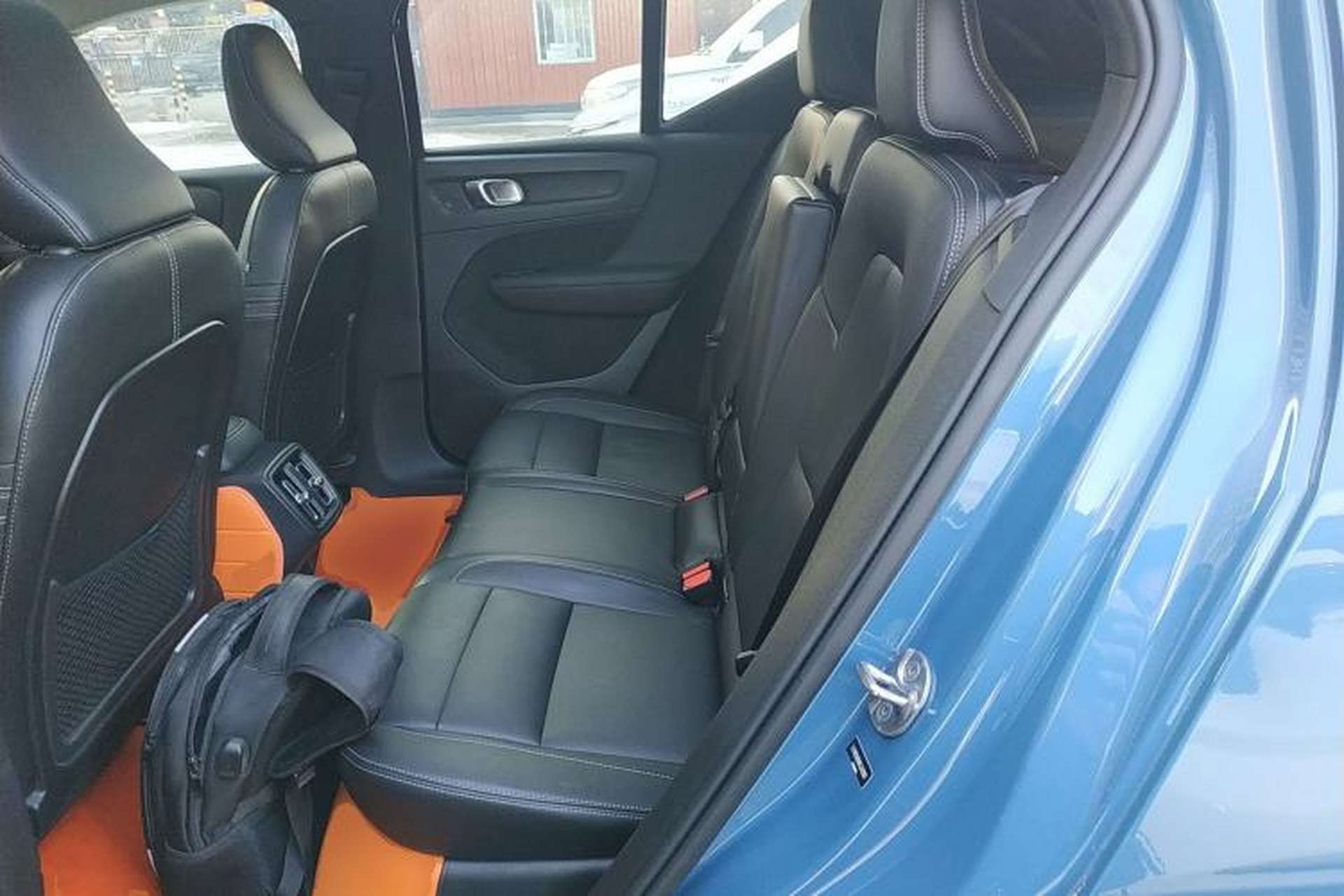 Used Volvo XC40 2024 B4 4x4 Smart Luxury Edition Interior 4