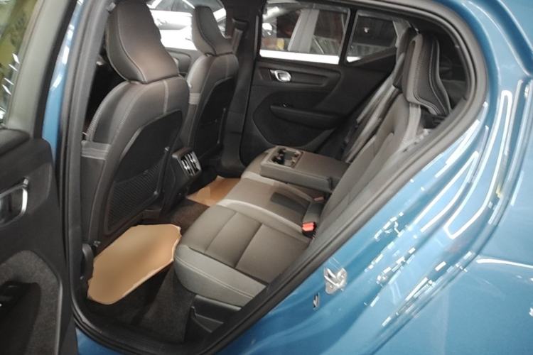 Used Volvo XC40 2024 B3 Zhiyuan Luxury Edition Left Rear Seat