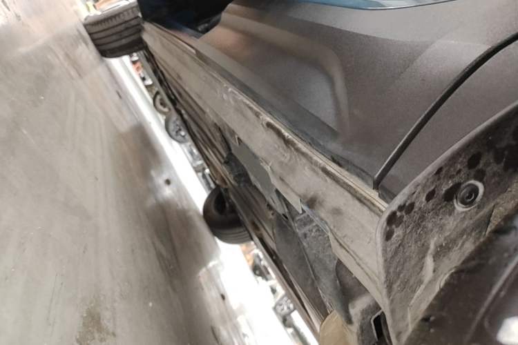 Used Volvo XC40 2024 B3 Zhiyuan Luxury Edition Left Side Sill