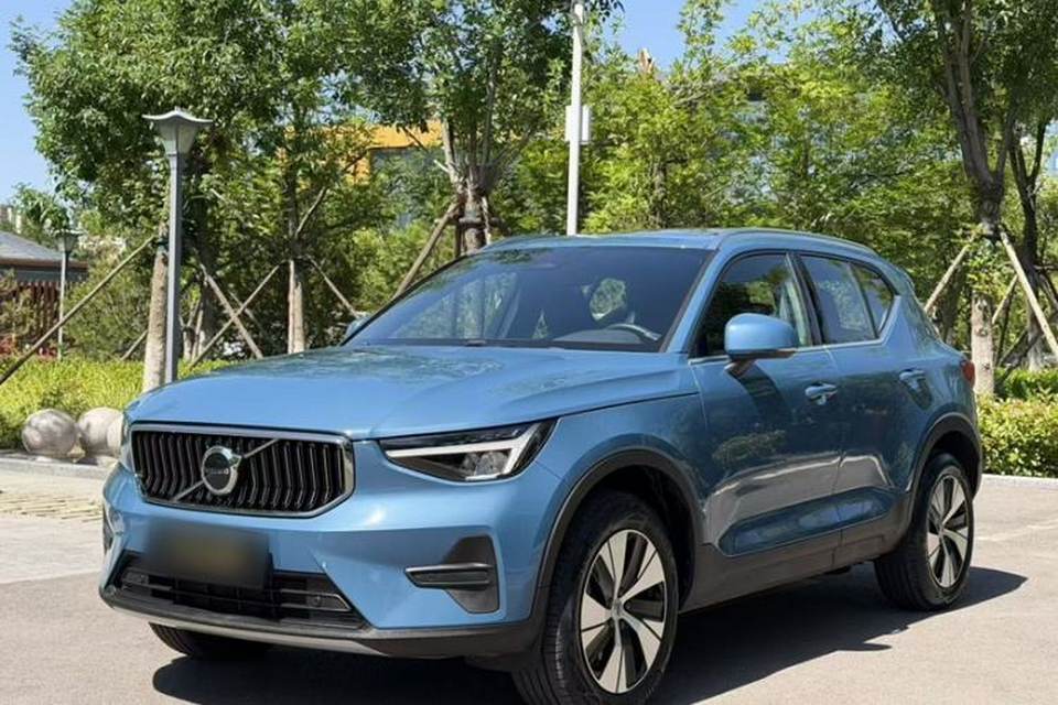 Volvo XC40 2024