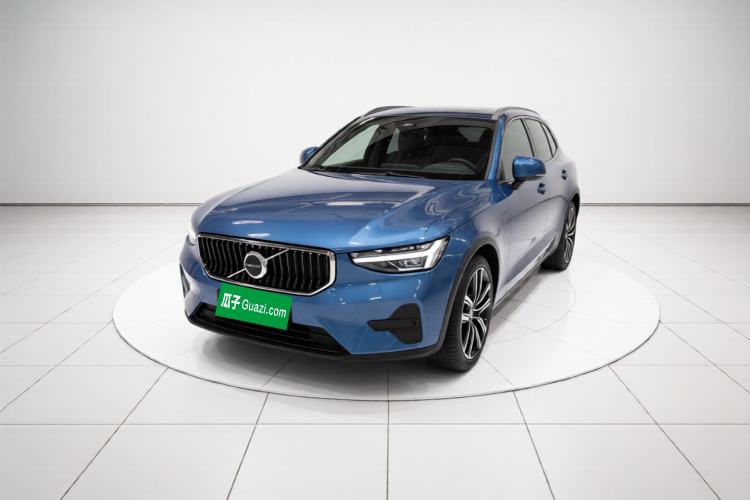 Volvo XC40 2024 B3 Zhiyuan Luxury Edition